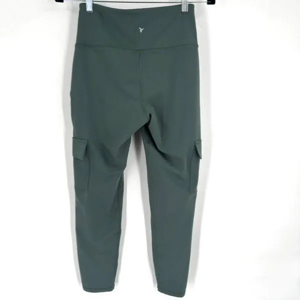 Old Navy Women’s Hi Rise PowerPress Cargo 7/8 Leggings Size M Forest Shade Green - Image 4