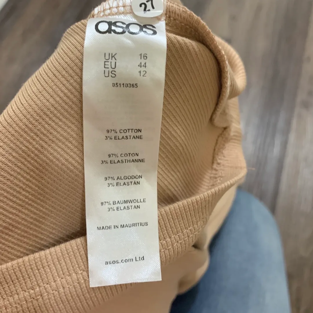 Beige Long Sleeve Ribbed Top Size 12 - Image 10