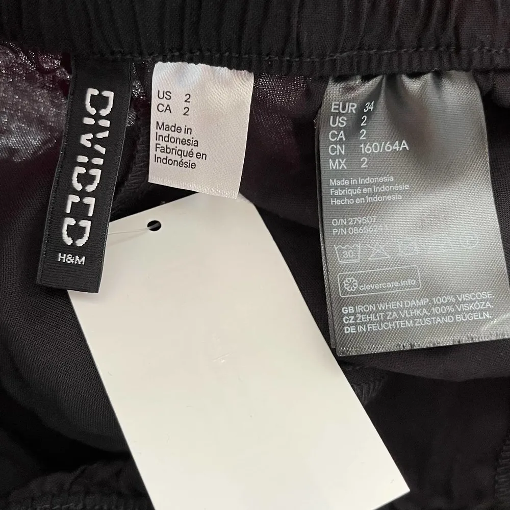 Divided by H&M Lounge Shorts - Size 2 - NWT - Image 4