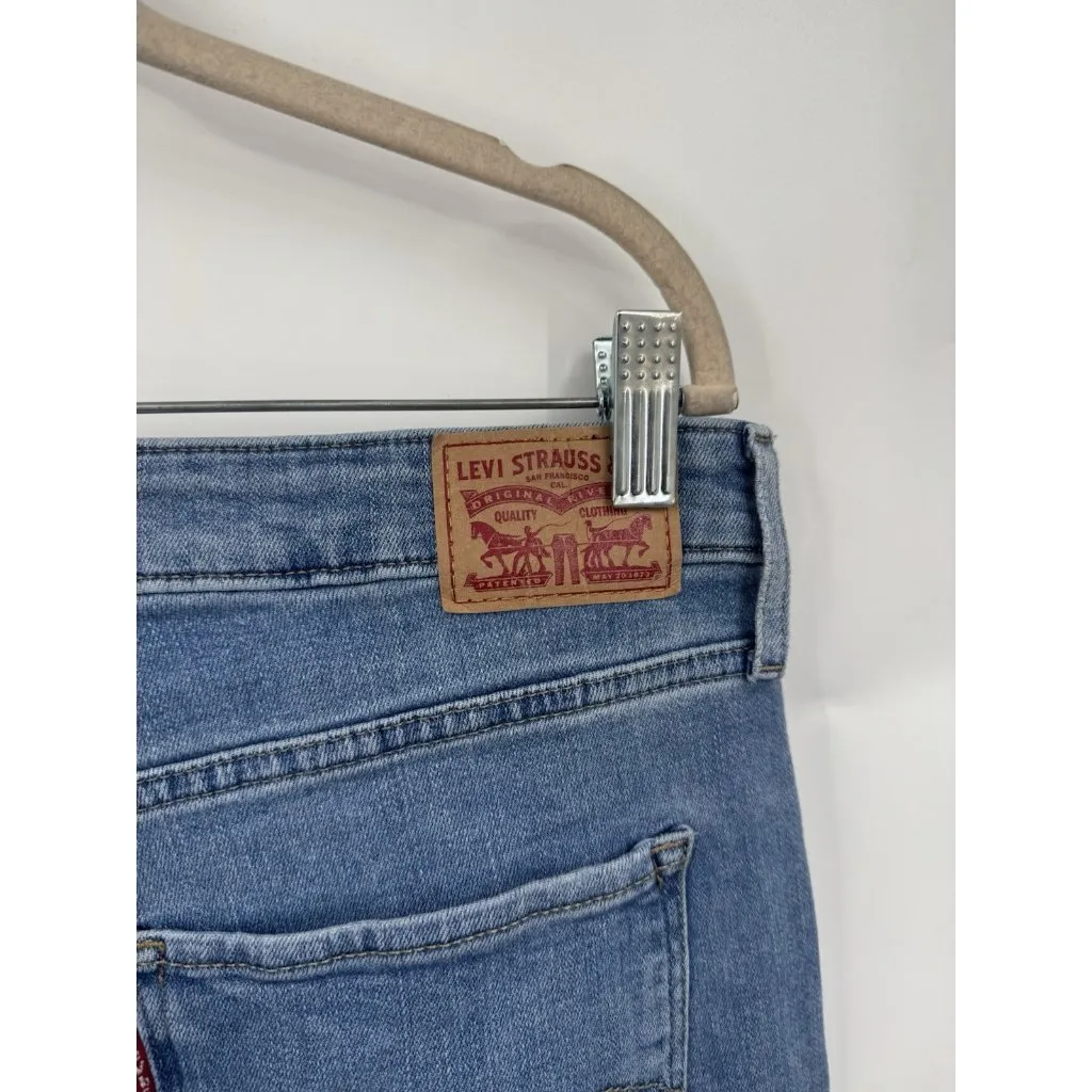 Levi’s 725 High Rise Bootcut Jean Women 33 Light Wash‎ Denim Western Bohemian - Image 7