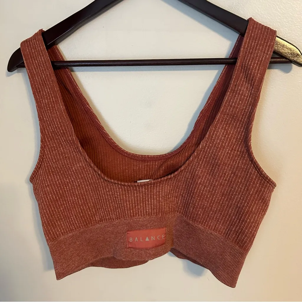 Balance Athletica/Vitality Channel Sports Bra Sunstone Ribbed Removable Pads - Image 4