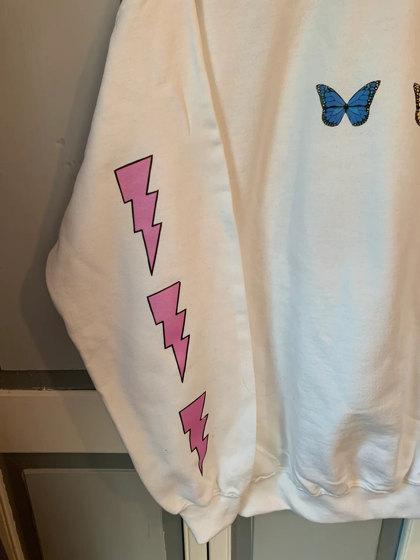 Butterfly Oversized Crewneck Size M - Image 5