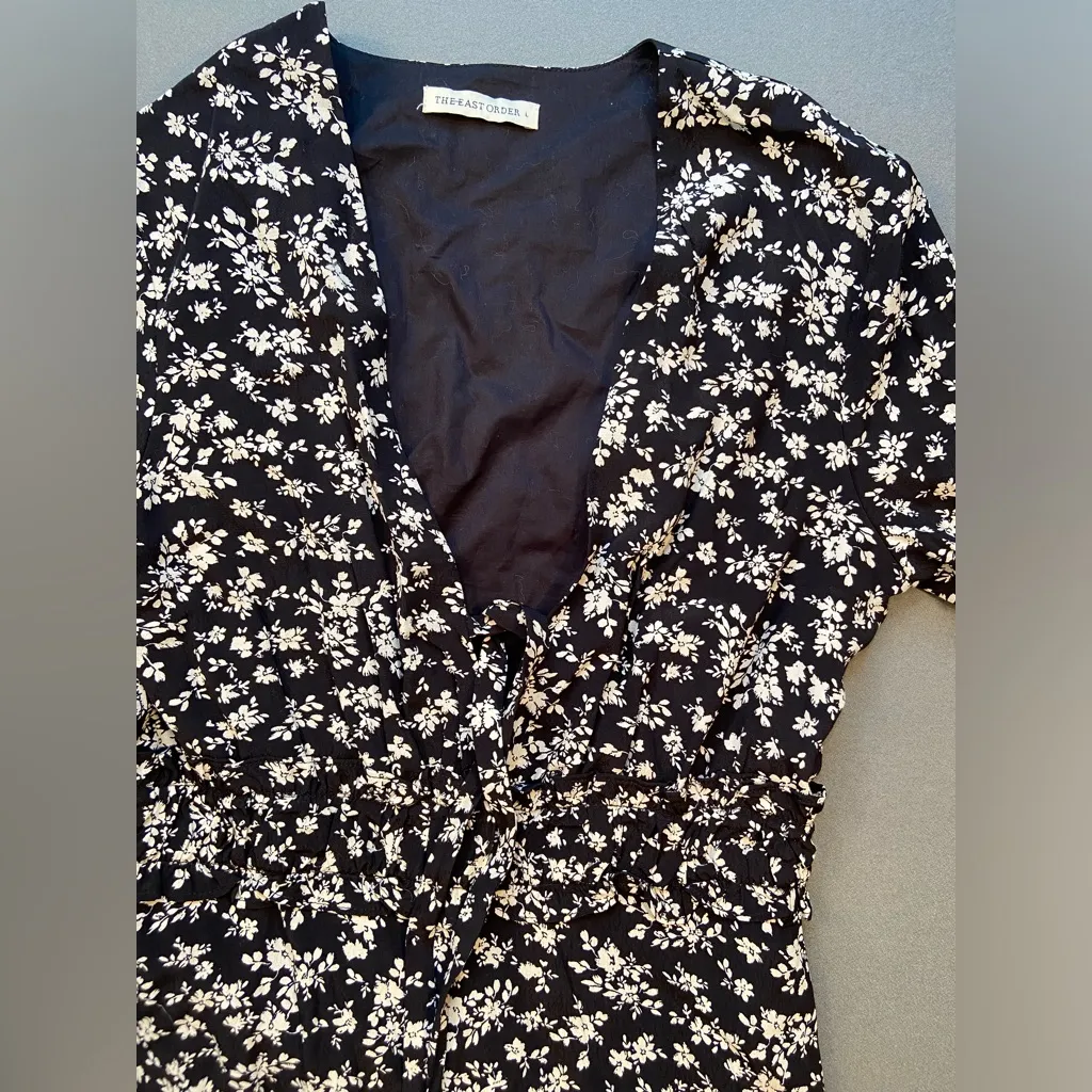 The East Order mini floral dress, long sleeve w/ruffle, plunge‎ neckline, Size L - Image 12