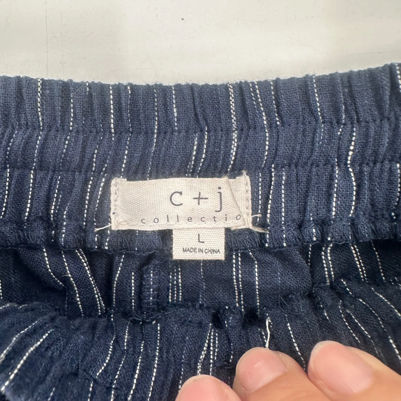 C+J Collections Women's Navy Linen Striped Drawstring Tassel Shorts Size L‎ Blue Size L - Image 3