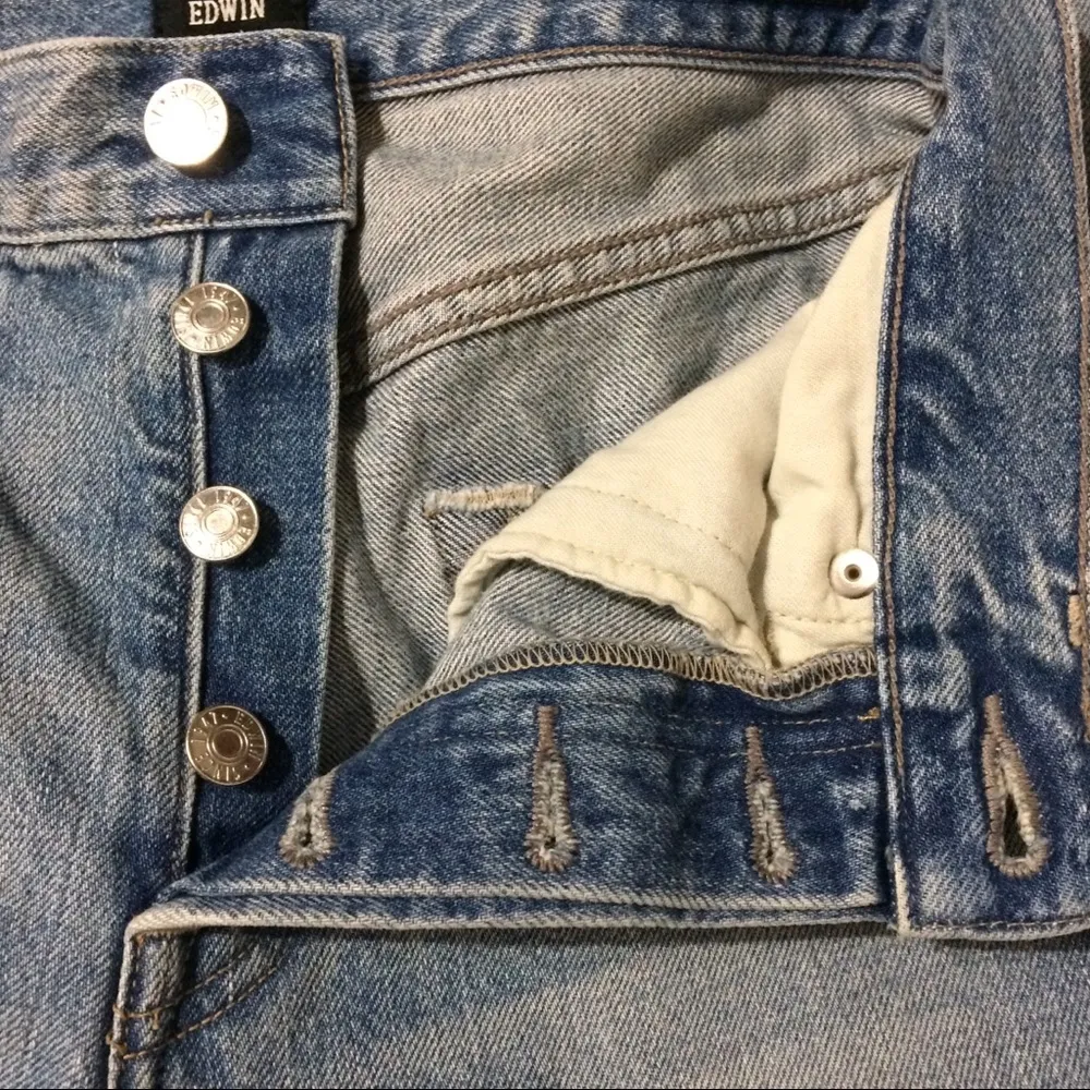 Edwin Cai Classic Straight Leg Denim Jeans in Blue Shield - Image 4