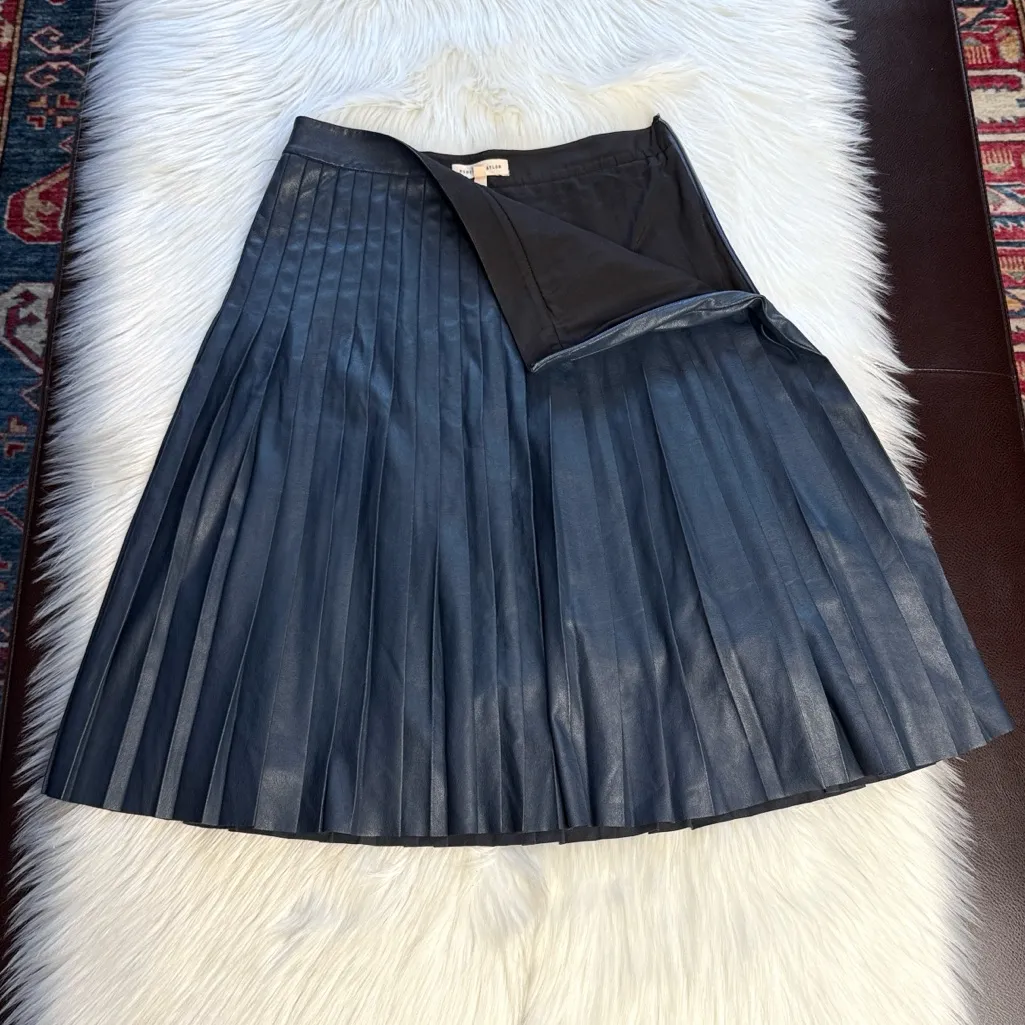 Rebecca Taylor Navy Faux Leather Pleated Midi Skirt - Image 6