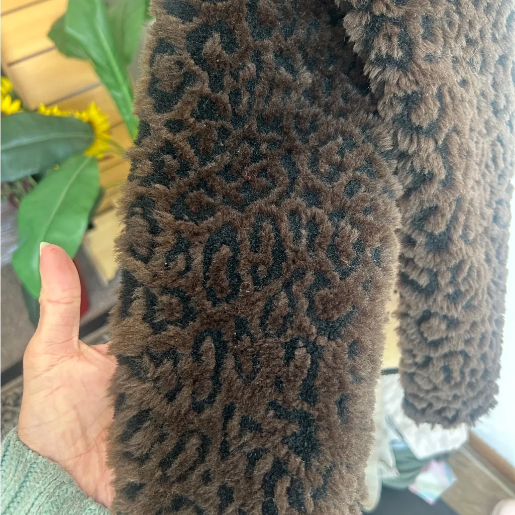 Tasha Polizzi Faux Fur Leopard Print Wrap Dar Brown - Image 3