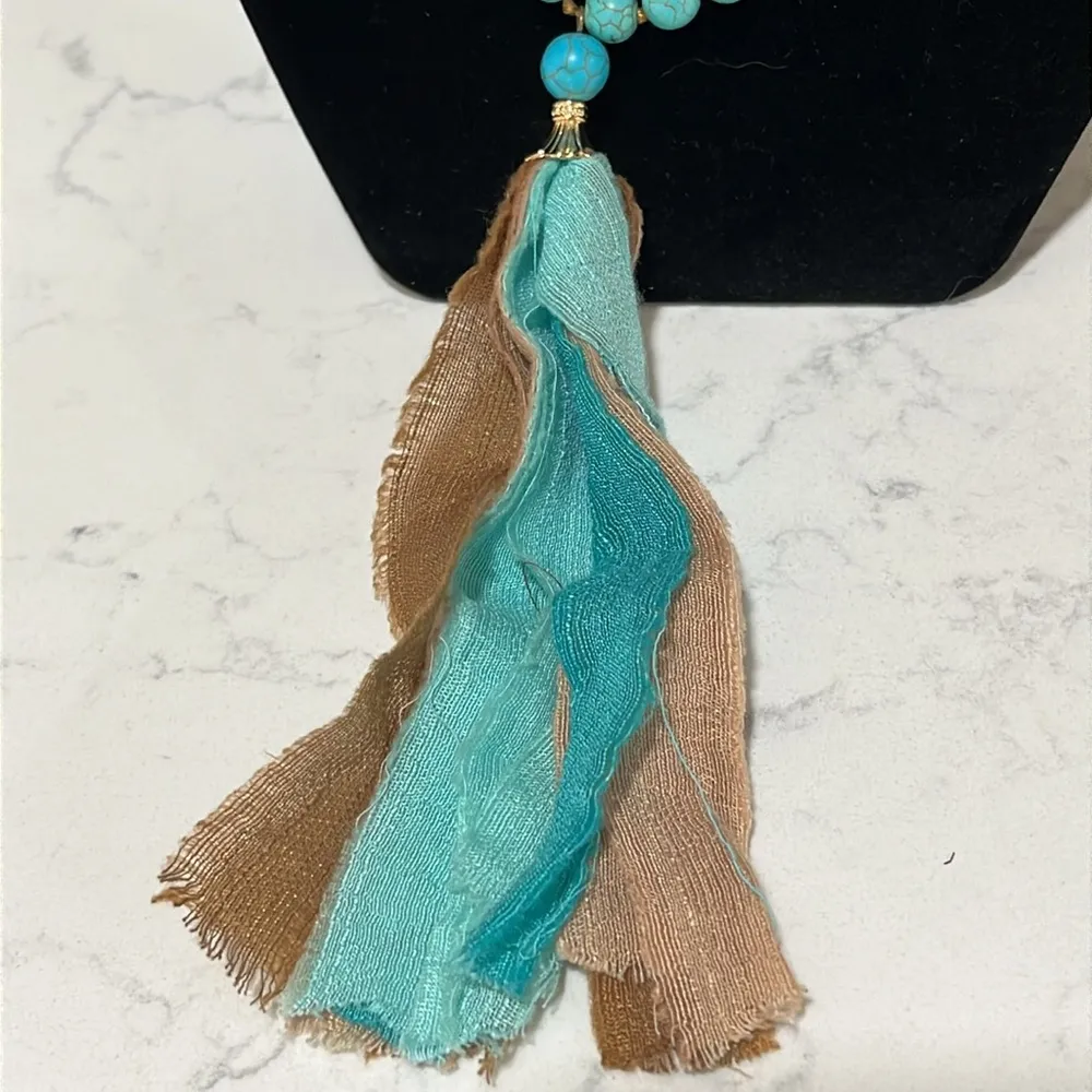 Stunning Necklace with lots of flare 🥰 Brown - Image 2