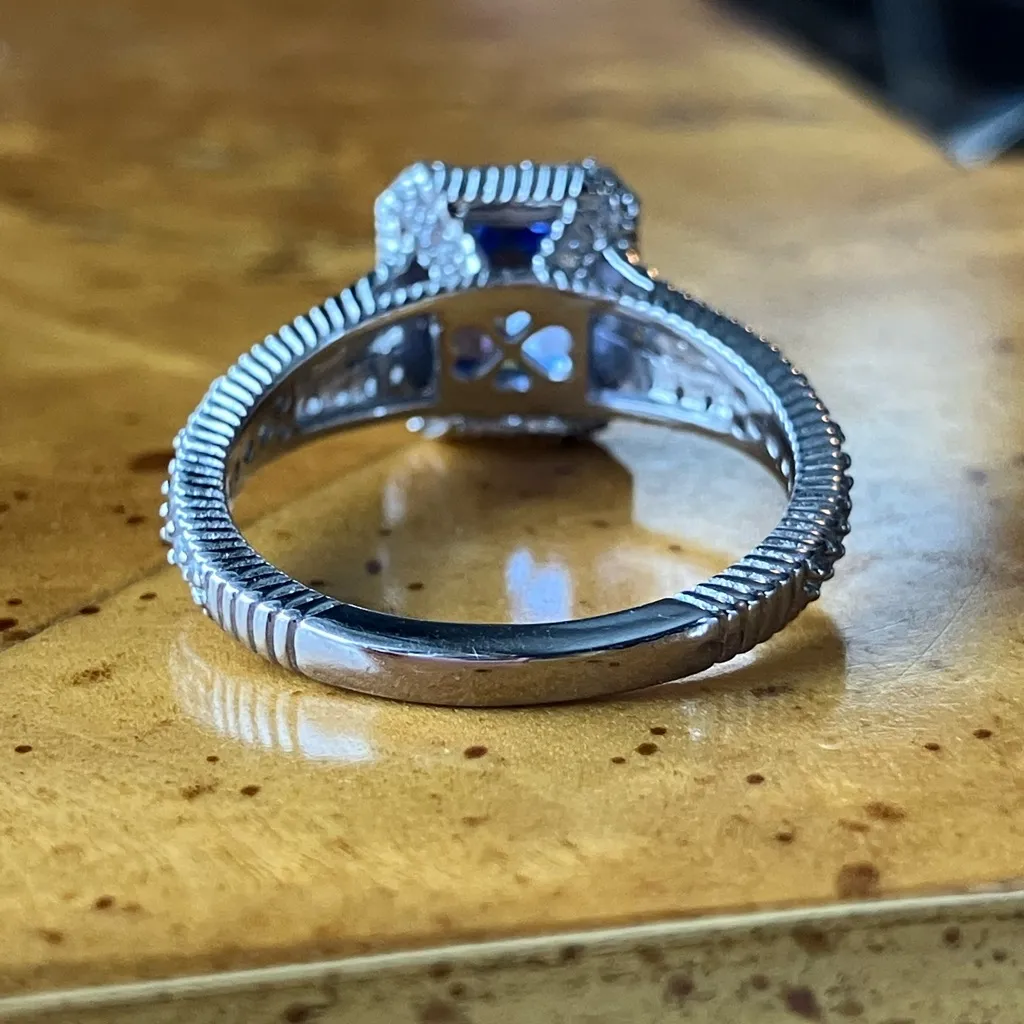 Judith Ripka Simulated Tanzanite White Diamond Sterling Silver Ring Size 8 - Image 5