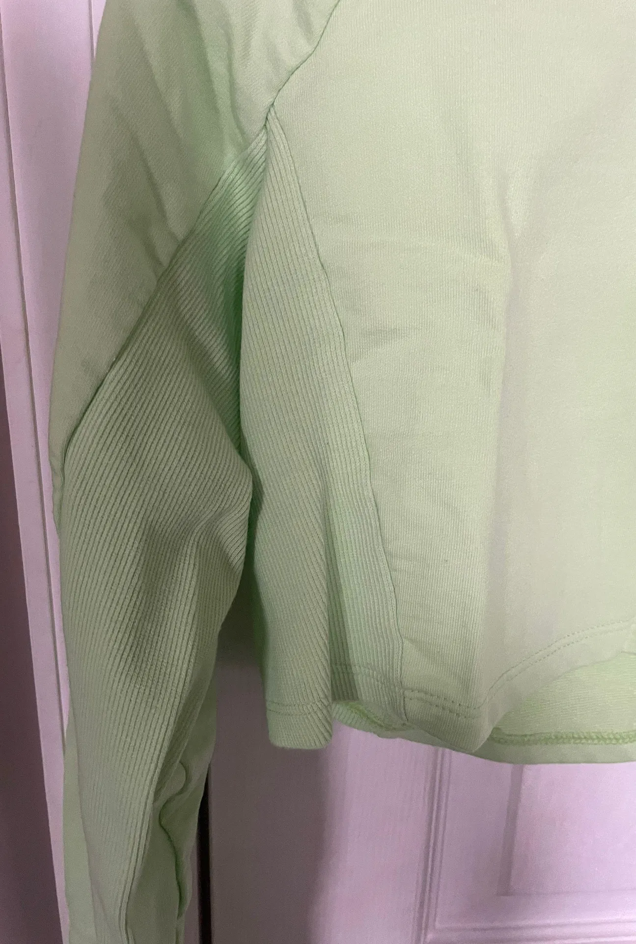 Cropped Sweatshirt - Image 3