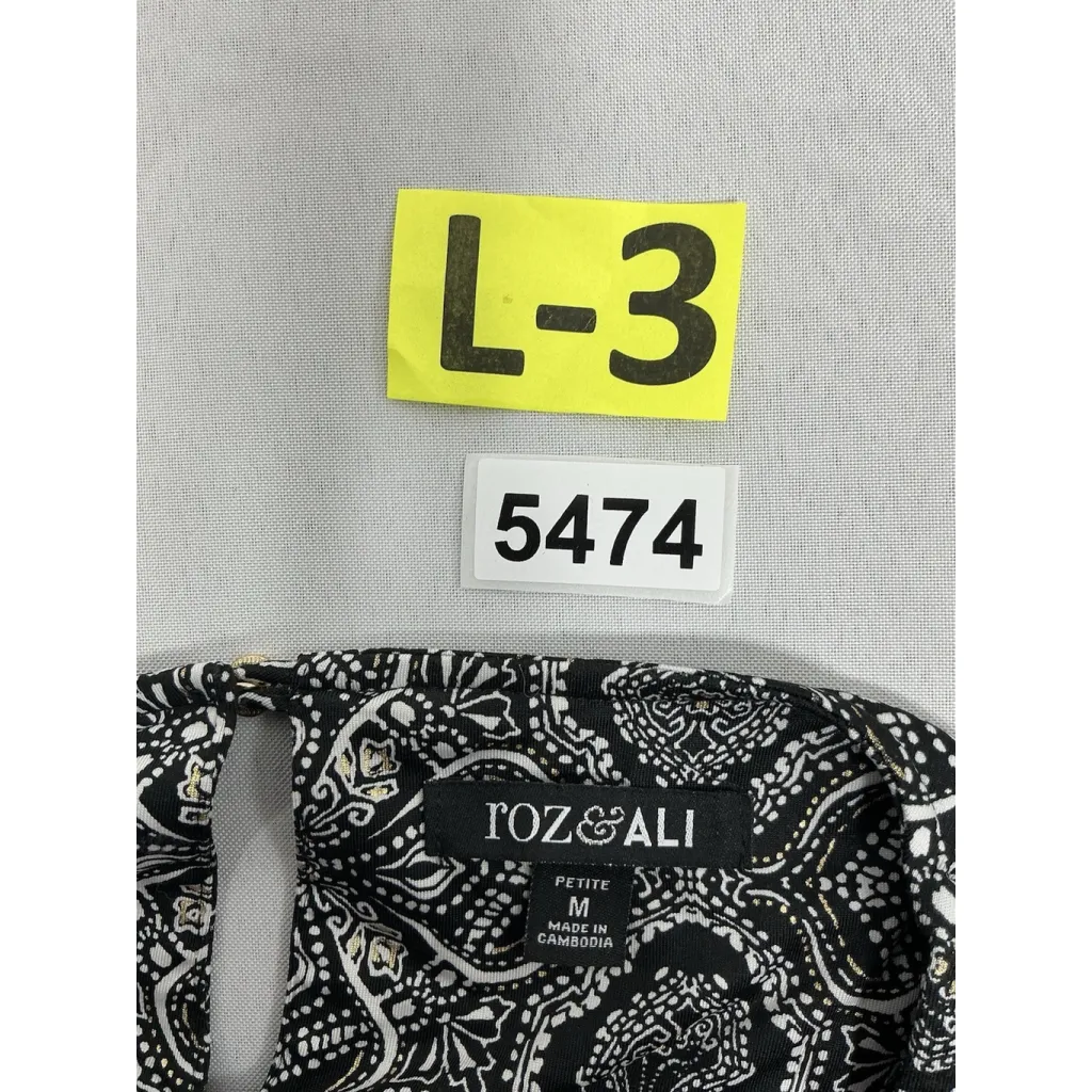 Womans Roz & Ali Petite Fit & Flare Blouse MP Black White Pullover Scoop Neck - Image 3