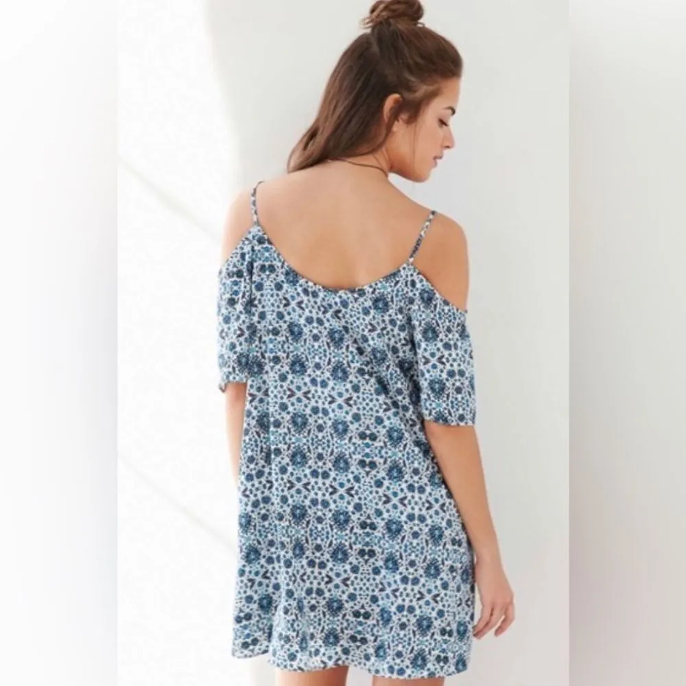 Urban Outfitters Ecote floral lace up off the shoulder dress - Image 3