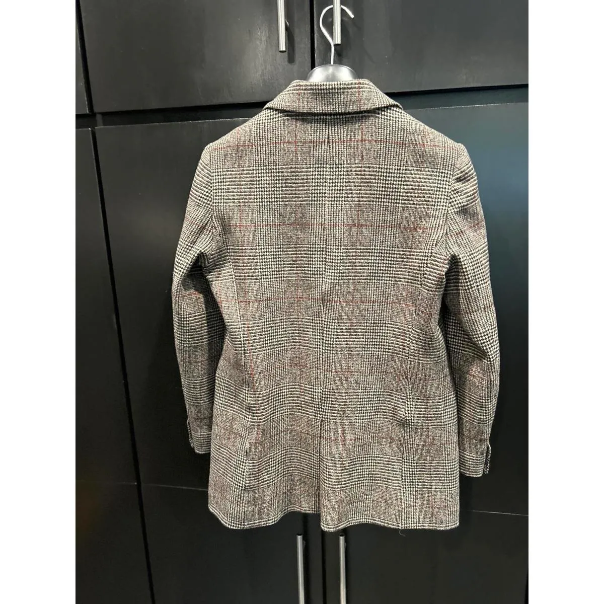 Elie Tahari Double-Breasted Blazer - Classic Houndstooth - Image 2