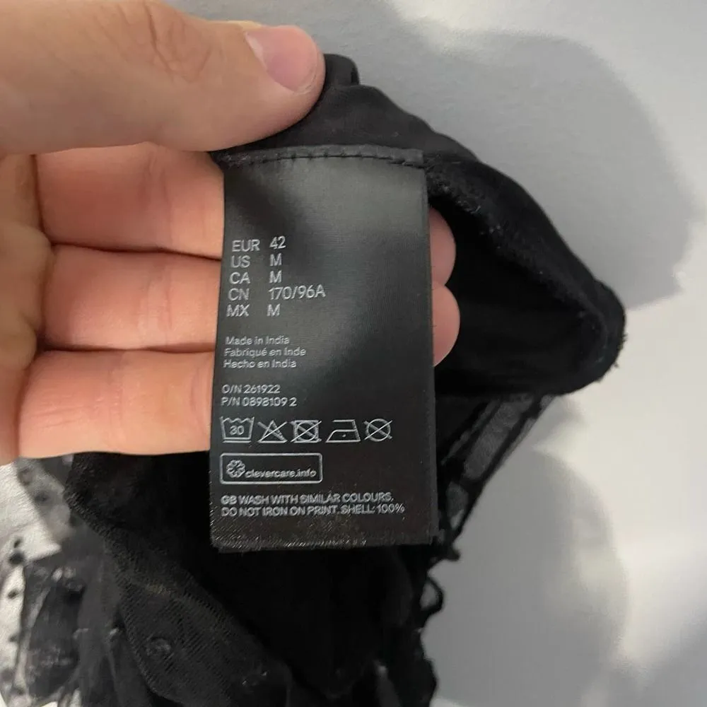 Divided by H&M Crop Top MEDIUM Womens Black Sheer Long Sleeve Square Neck Casual - Image 5