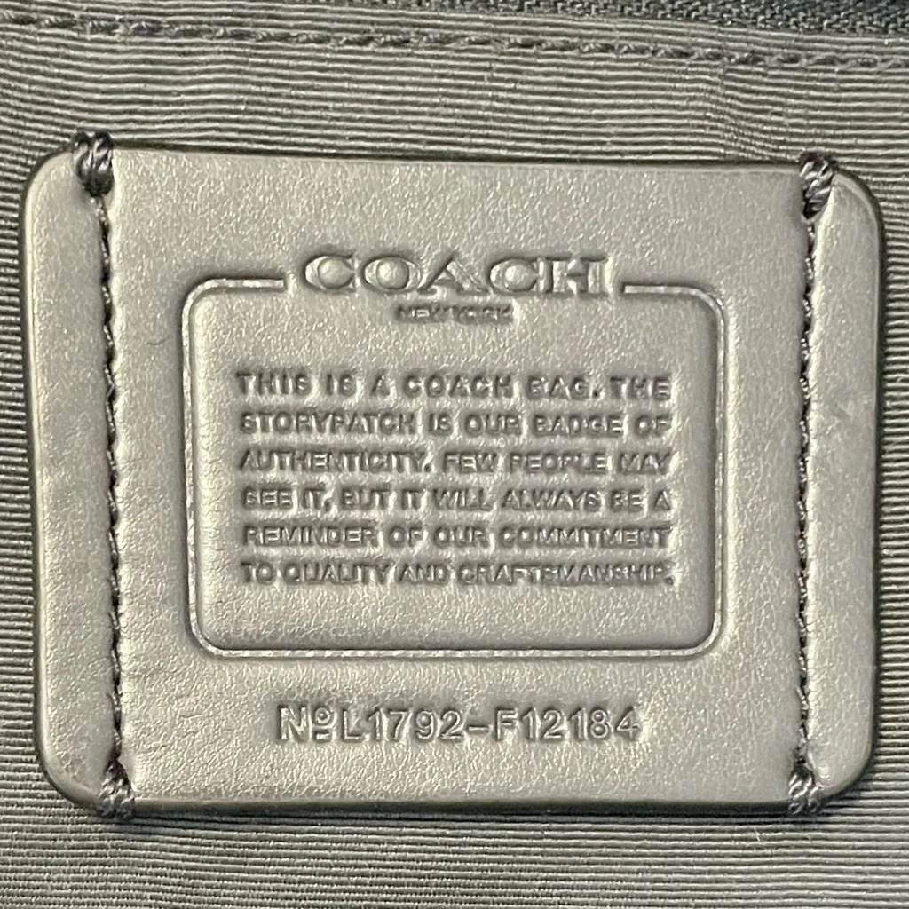 Coach F12184 Town Tote Midnight Navy Pebble Leather Shoulder Bag Gold Hardware - Image 14