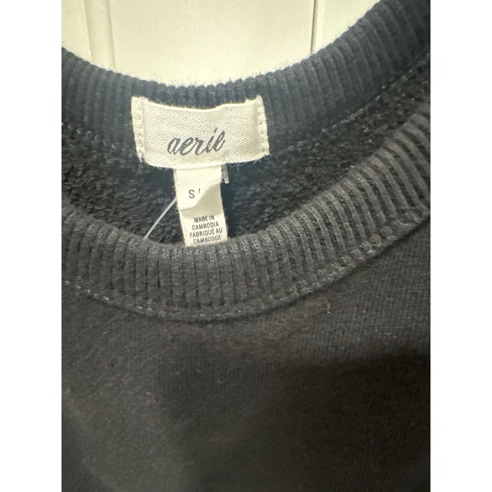 Aerie Black Ribbed Knit Cropped Tank Top S Lace Detail Sleeveless Scoop Neck NWT - Image 2