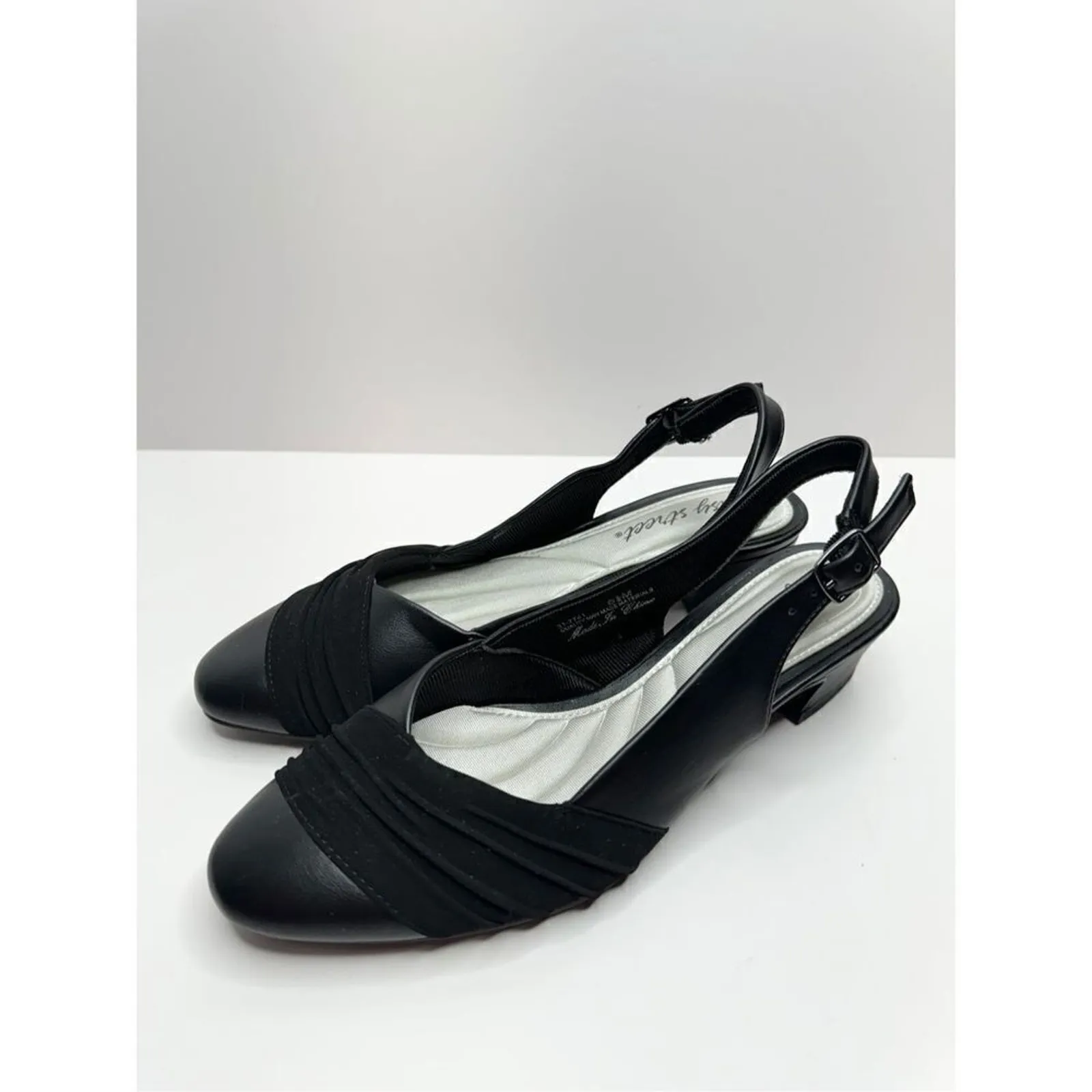 Easy Street Work Pumps‎ Womens Size 6.5 Black Slingback Block Heel Casual - Image 3