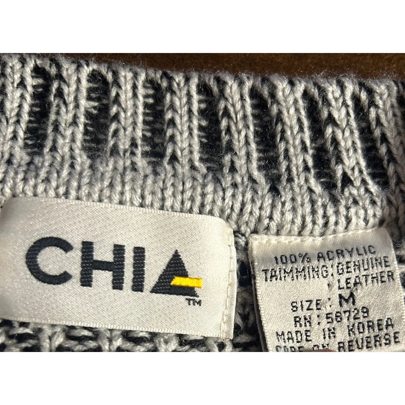 Vintage 90s CHIA Geometric Pattern Leather Trim Crew Neck Knit Sweater Sz Medium Black - Image 5