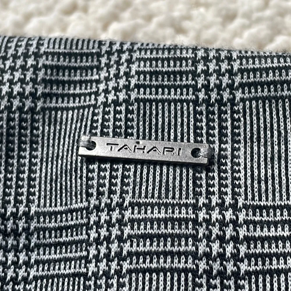 NWOT Tahari Plaid Dress Pants Size XS - Image 4