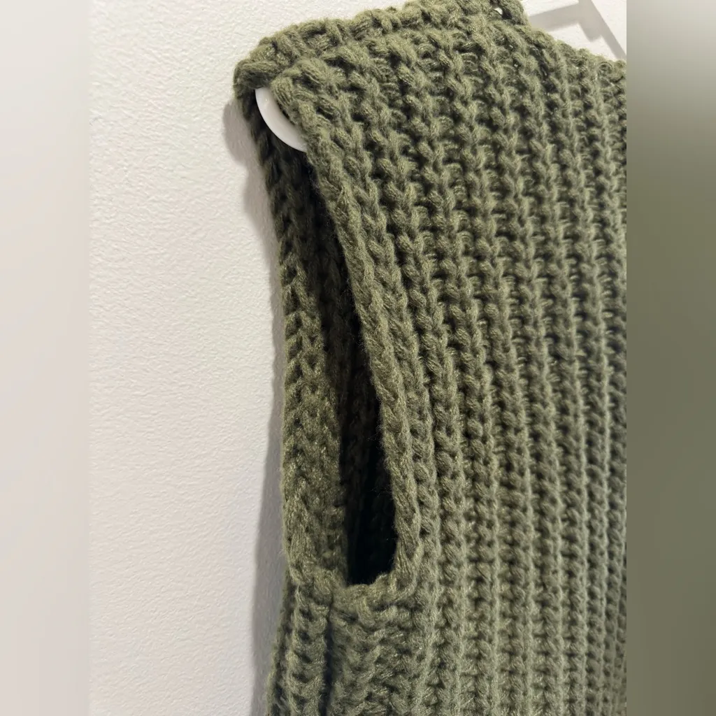 Olive Green Knit Sweater Vest OS Size undefined - Image 10