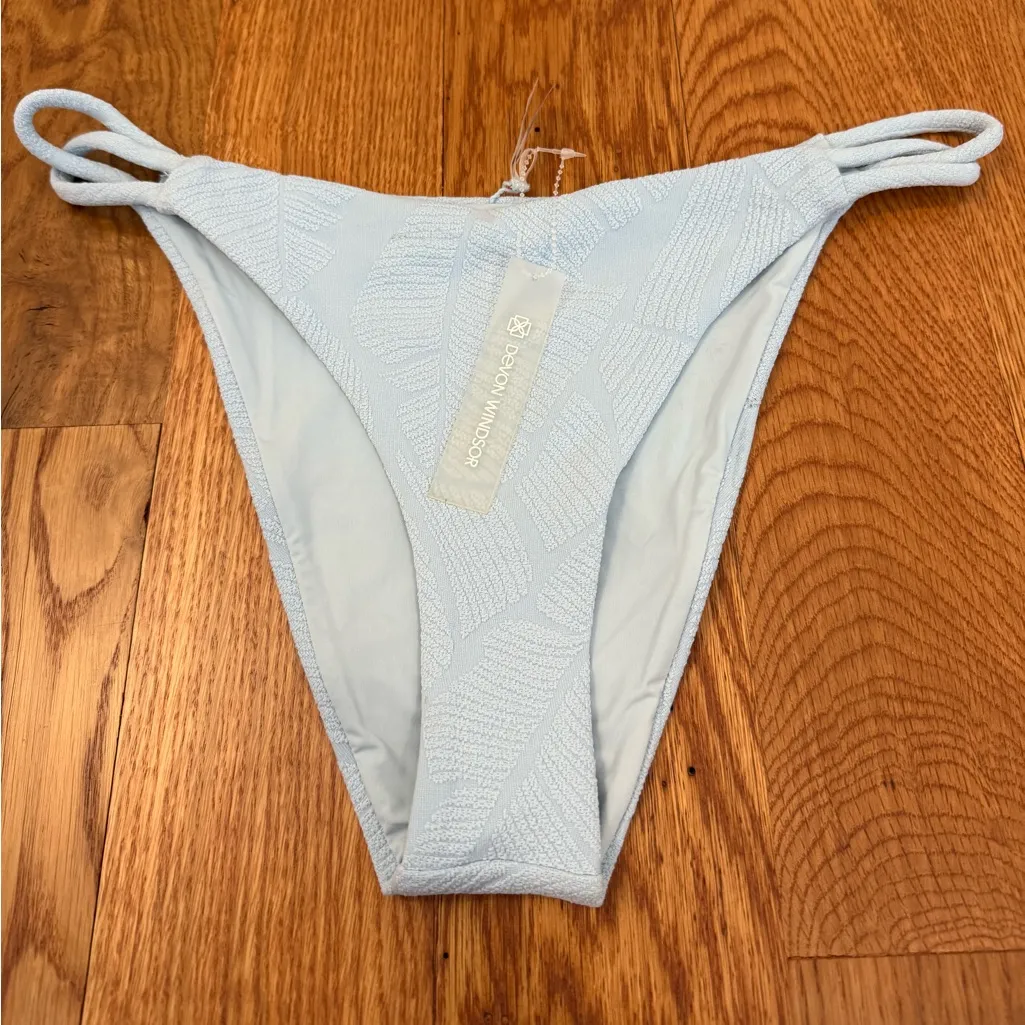 Devon Windsor Paige Bikini bottoms in Mist Size Large Blue - Image 2