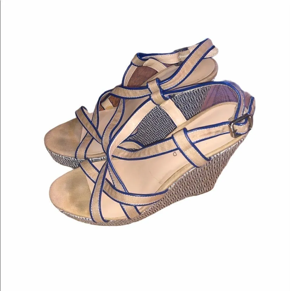 The Limited Tan and Blue Heel Shoes Size 8.5 - Image 2