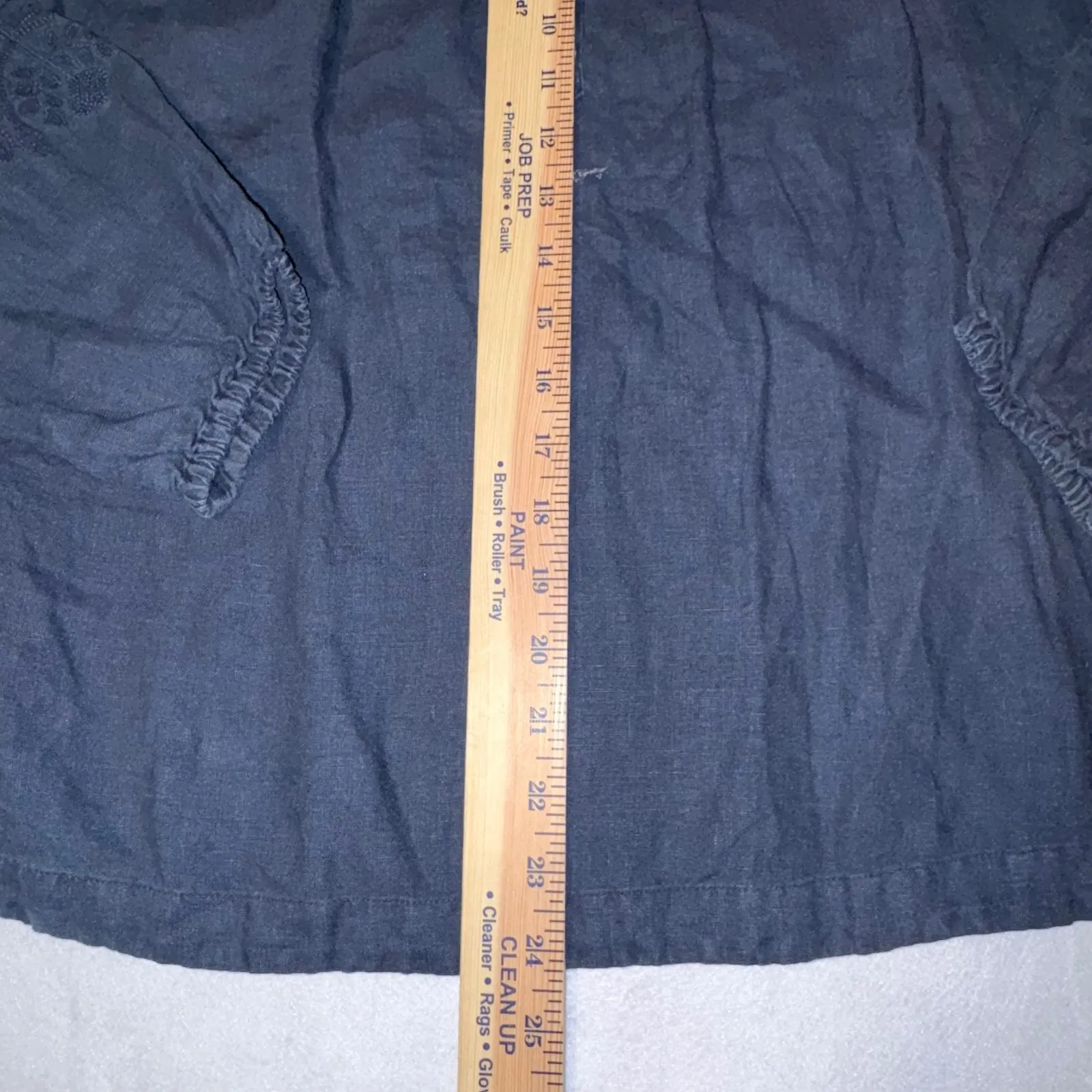 Tommy Bahama Blue denim Embroidered Pintuck Long Sleeve boho linen Blouse S - Image 4