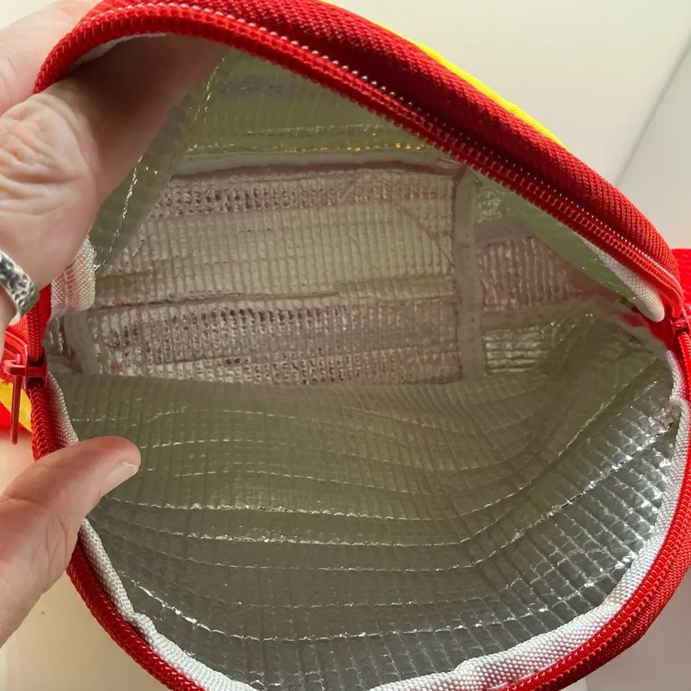 A Rare From Japan Fujiya Anpanman Lightweight Zip Lunchbox Lunch Bag Red - Image 5