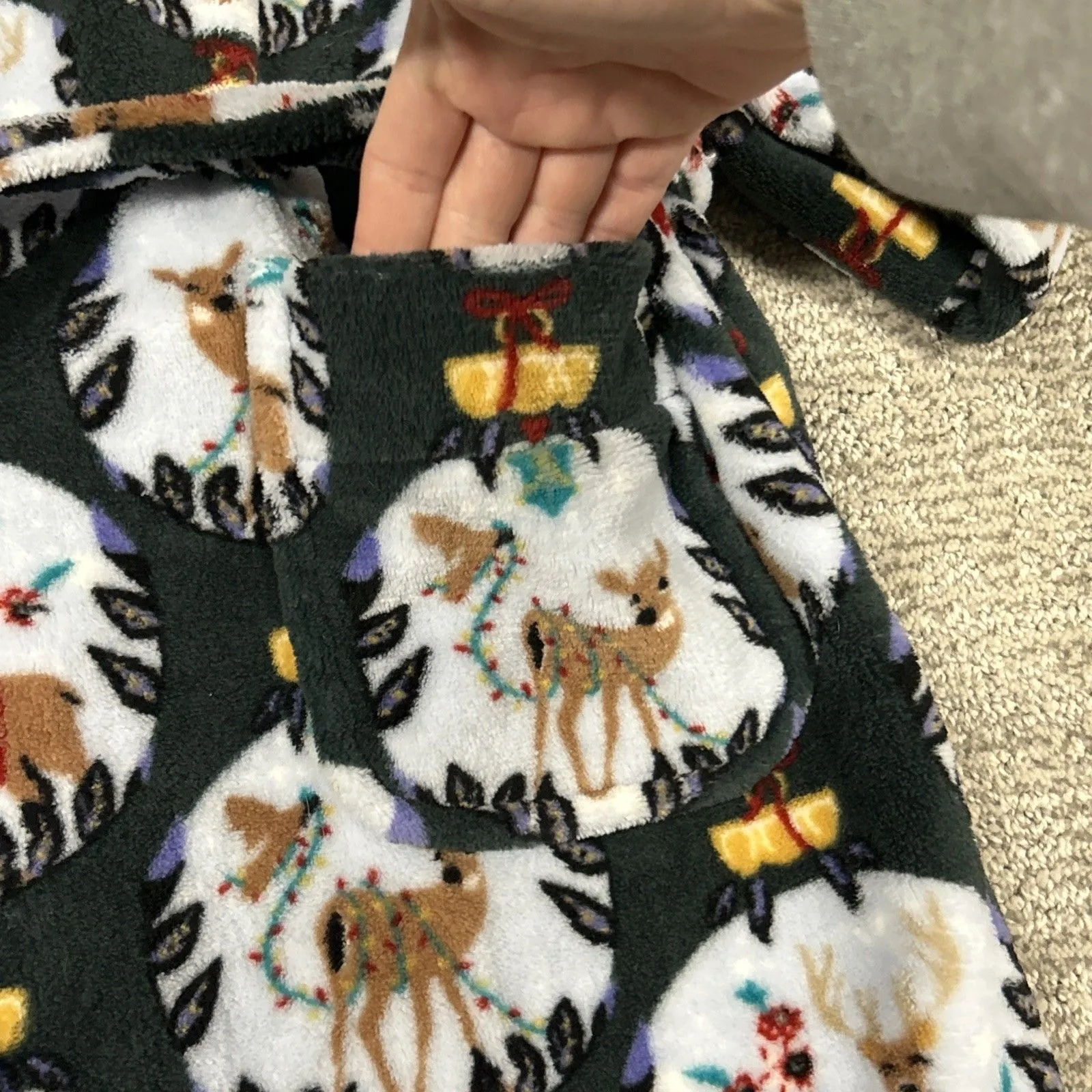 Vera Bradley Holiday Womens Sm Med Bathrobe Hooded Reindeer Christmas Ornaments - Image 5