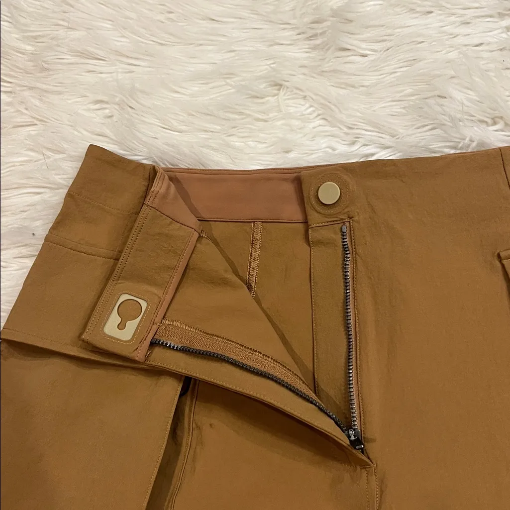 Lululemon super high rise relaxed fit stretch cargo shorts 10 - Image 8