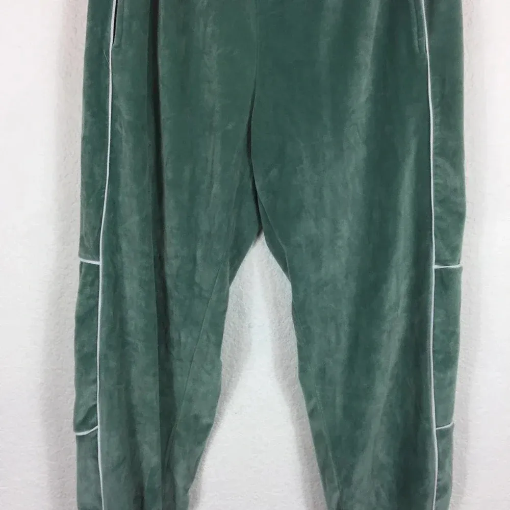 Urban Outfitters Out From Under Kingston Velour Jogger Track Pants Loungewear - Image 8
