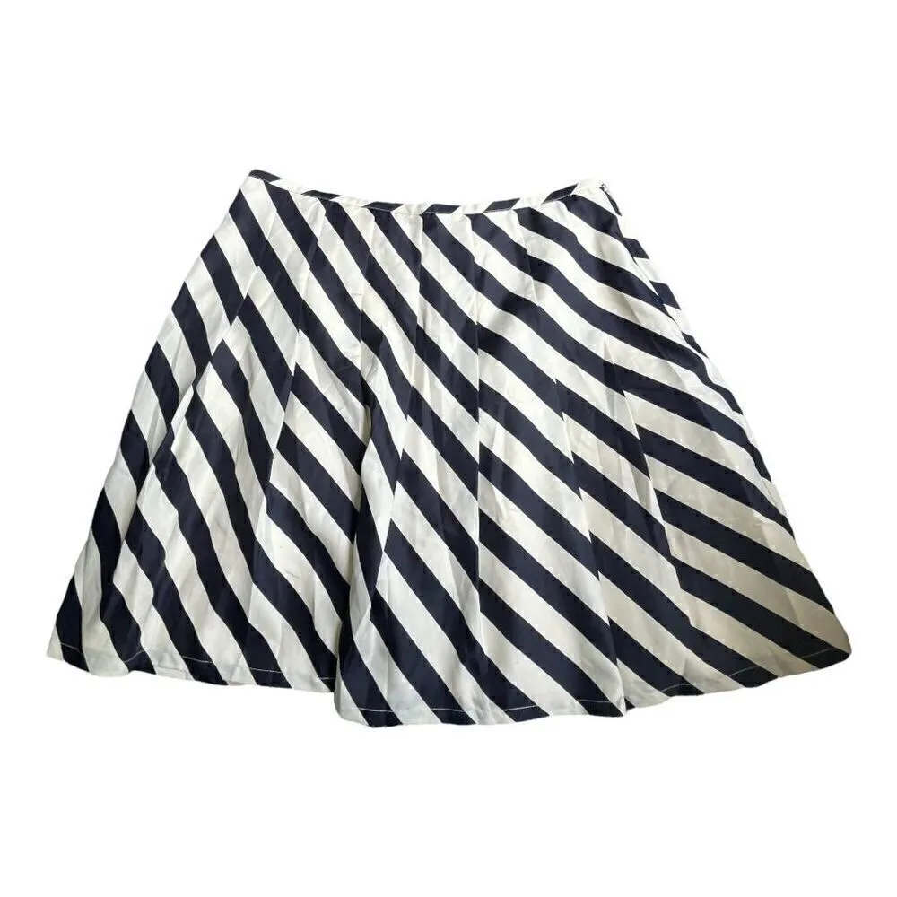 Outback Red  Striped Pleated Skirt Size Large - Image 2