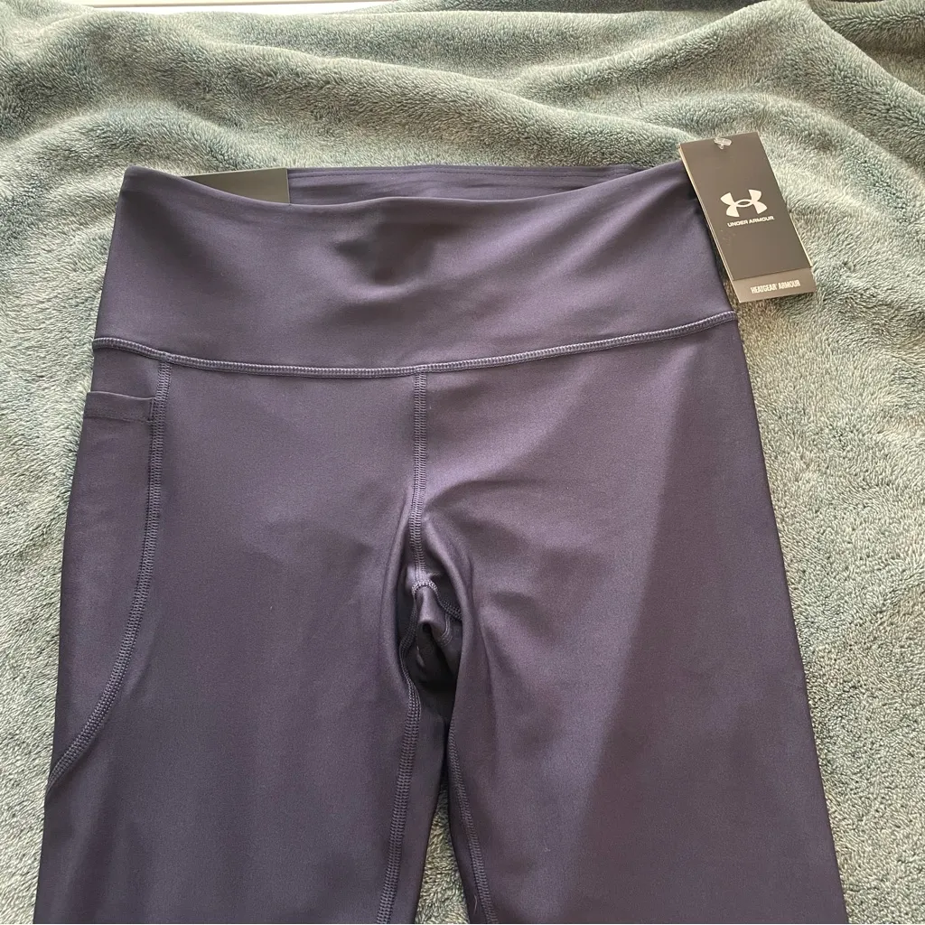 NWT Women's Navy Under Armour High Rise‎ Ankle Compression Legging size medium - Image 2