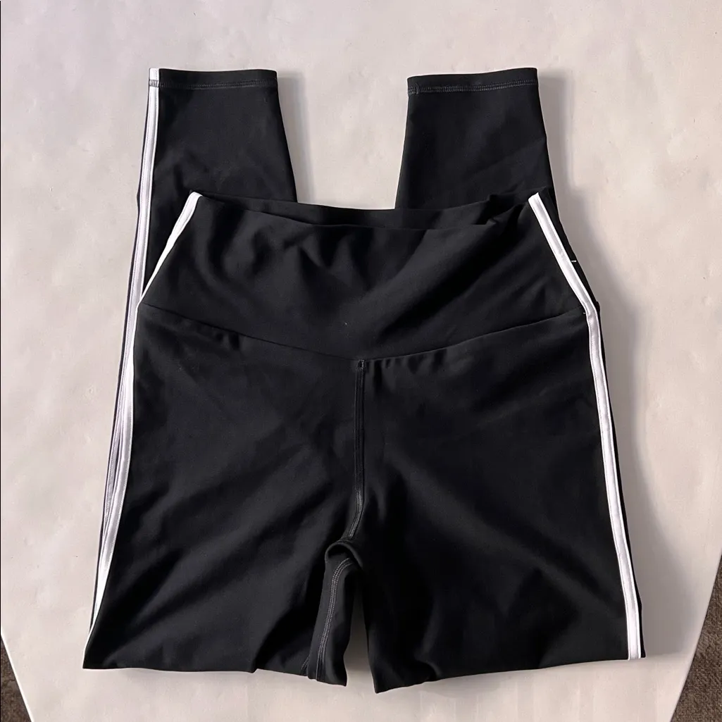 YPB SculptLUX Side Stripe 7/8 Length Legging Black White Size Large - Image 5