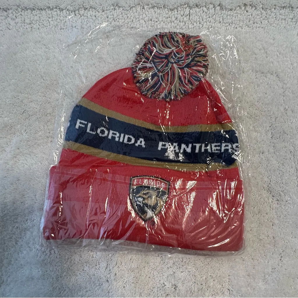 Panthers Hockey NHL 2024 Stanley Cup Champions Beanie Pom Pom Hat Red Blue - Image 2