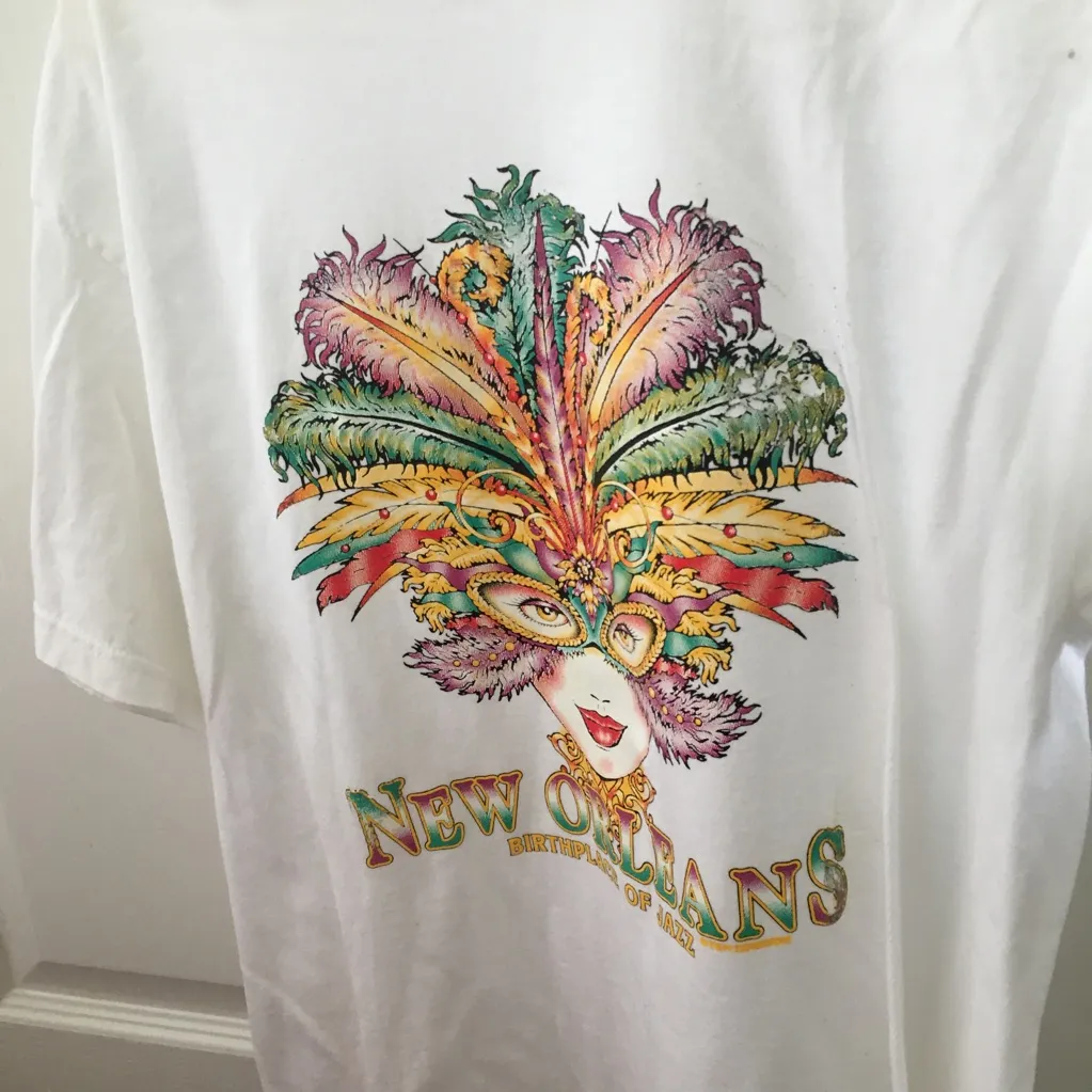 FINAL MARKDOWN Ladies New Orleans tee medium White - Image 2