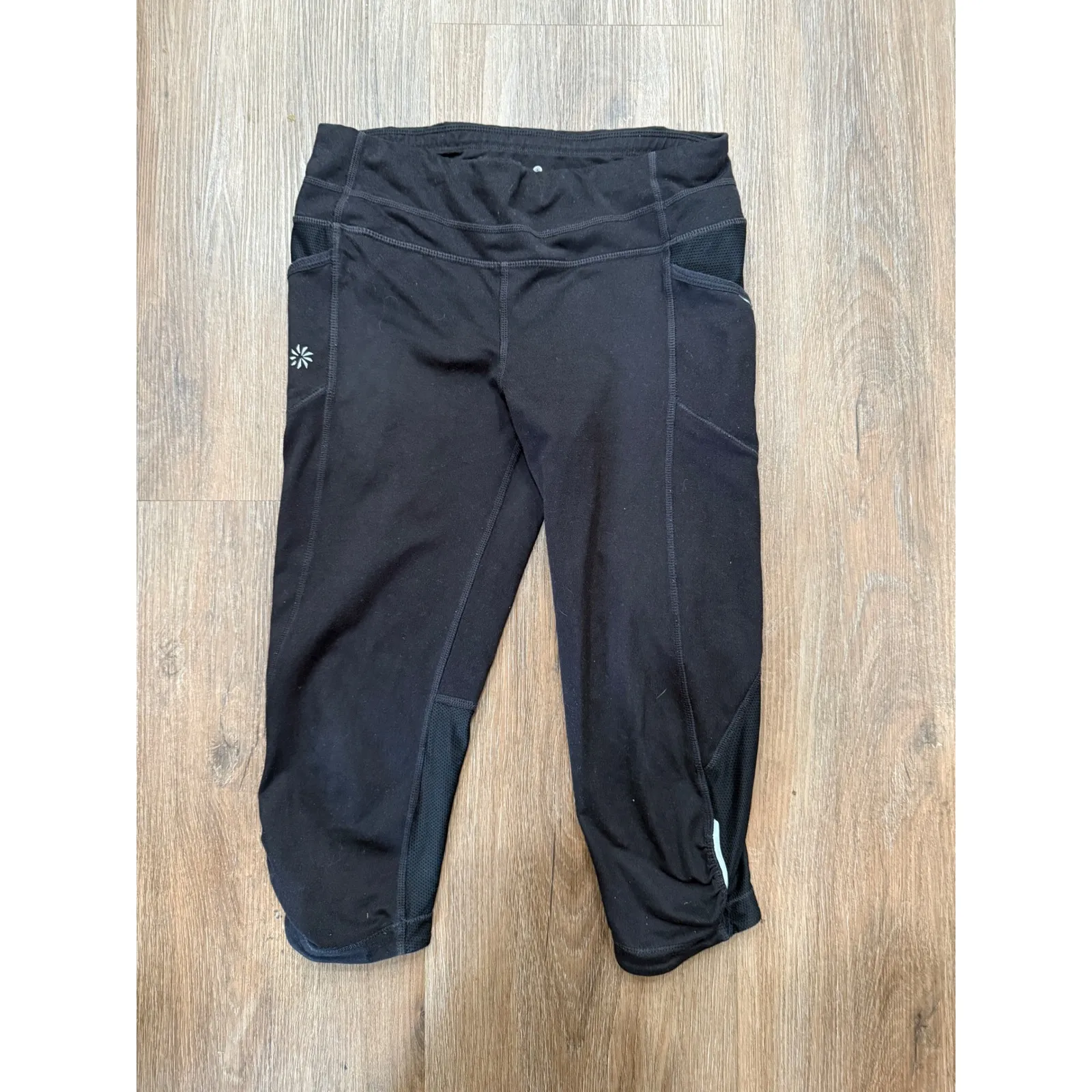 Athleta Black Capri Leggings XS Athletic Workout‎ Running Cropped Pants - Image 2