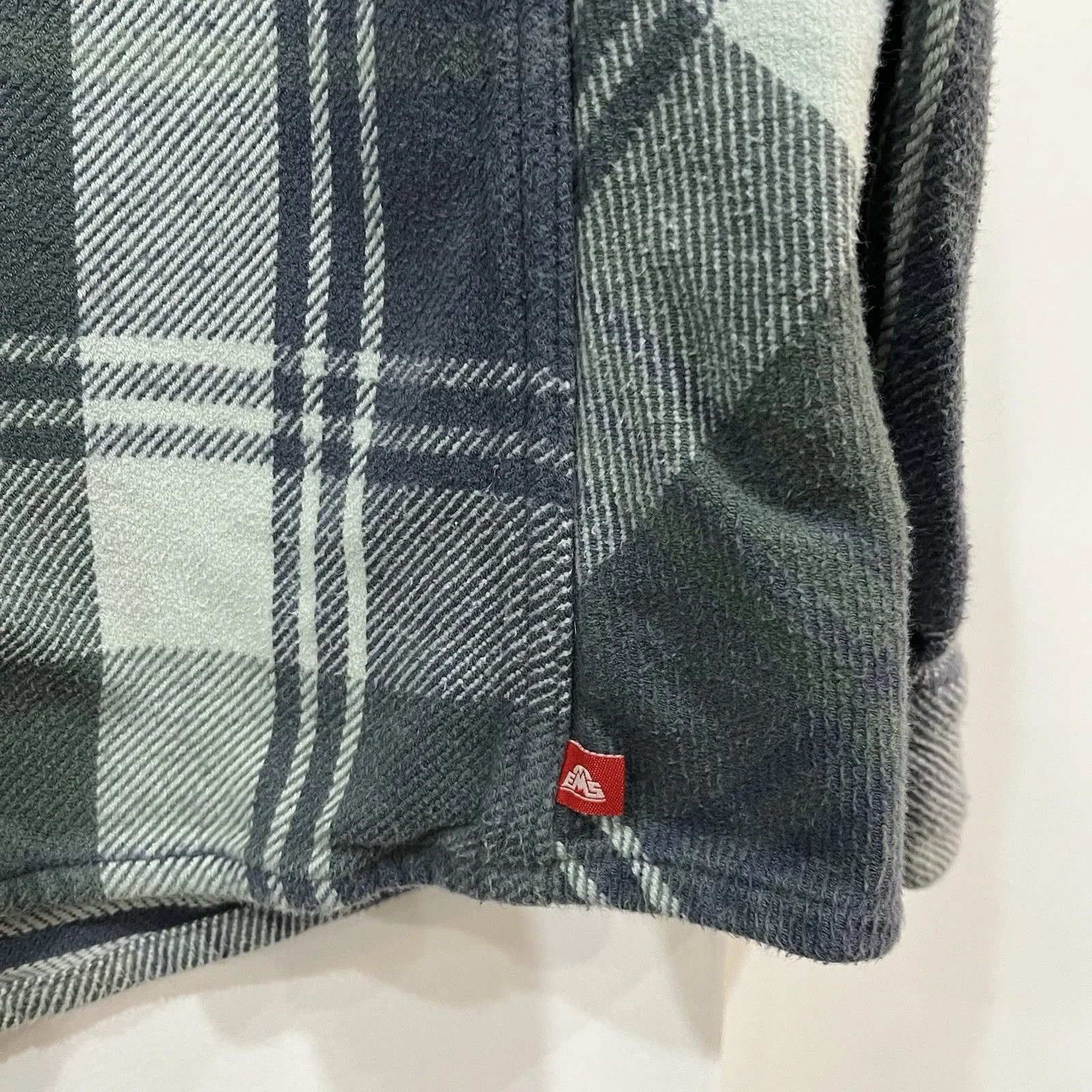 Eastern Mountain Sports Women’s Thick Flannel Shirt Shacket Outdoor XL Cotton - Image 2