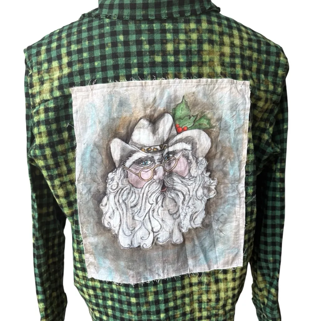 A Rare Bird Christmas Distressed Cowboy Santa Plaid Flannel Shirt, Sz S/M Green Size M - Image 9