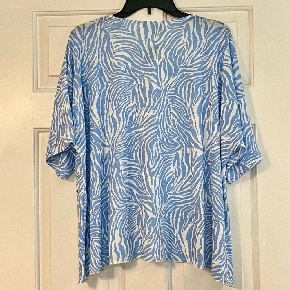 NWT Yak & Yeti Blue Zig Zag Zebra Striped Short Sleeve Blouse L/XL Size L - Image 4