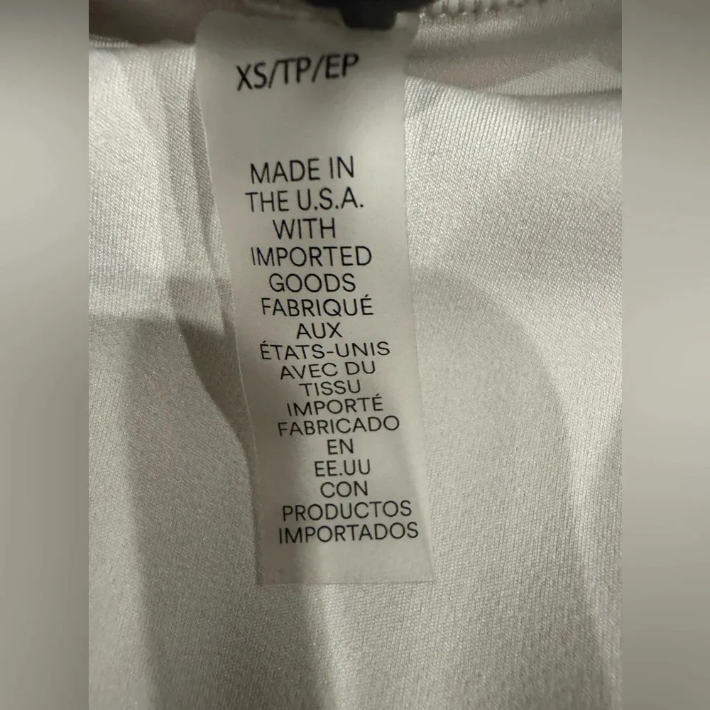 Beyond Yoga  Heather Collared Women’s Crop Athletic Top Size XS $78.00 M… - Image 2