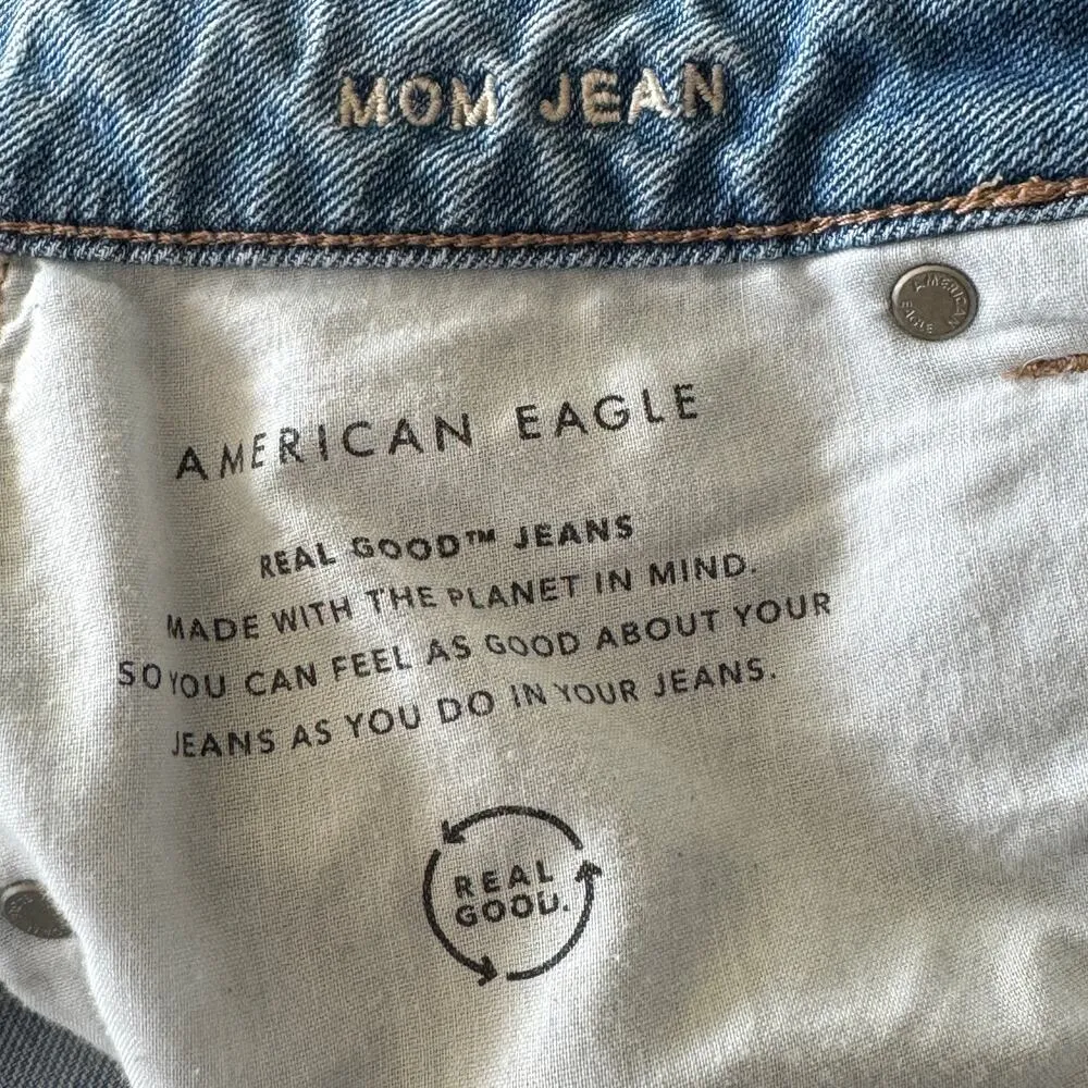 American Eagle SZ 6 Mom Jeans Distressed Rips High-Rise Zip-Fly Pockets Blue - Image 10