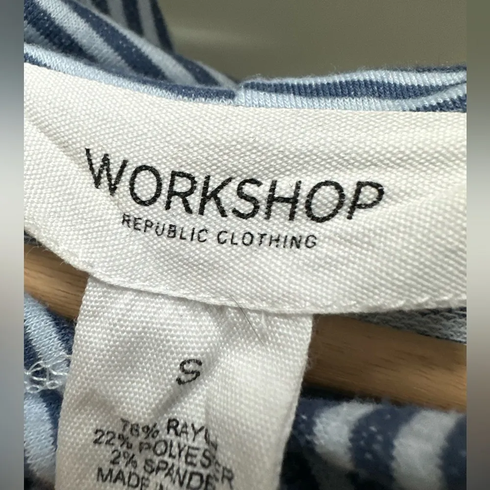 Workshop Republic Clothing EUC  blue striped hoodie Small - Image 2