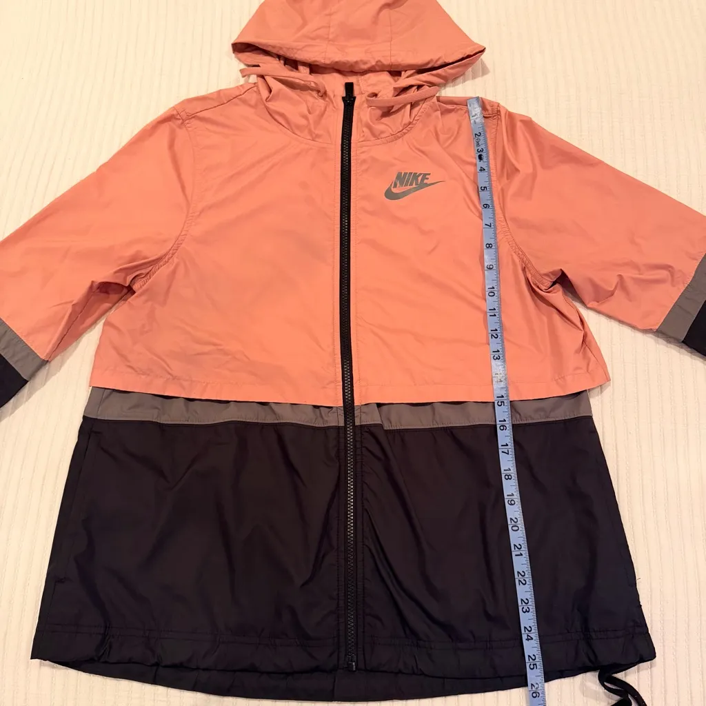 Nike Sportswear Repel Women's Windbreaker Coral Black Colorblock Jacket Small - Image 12
