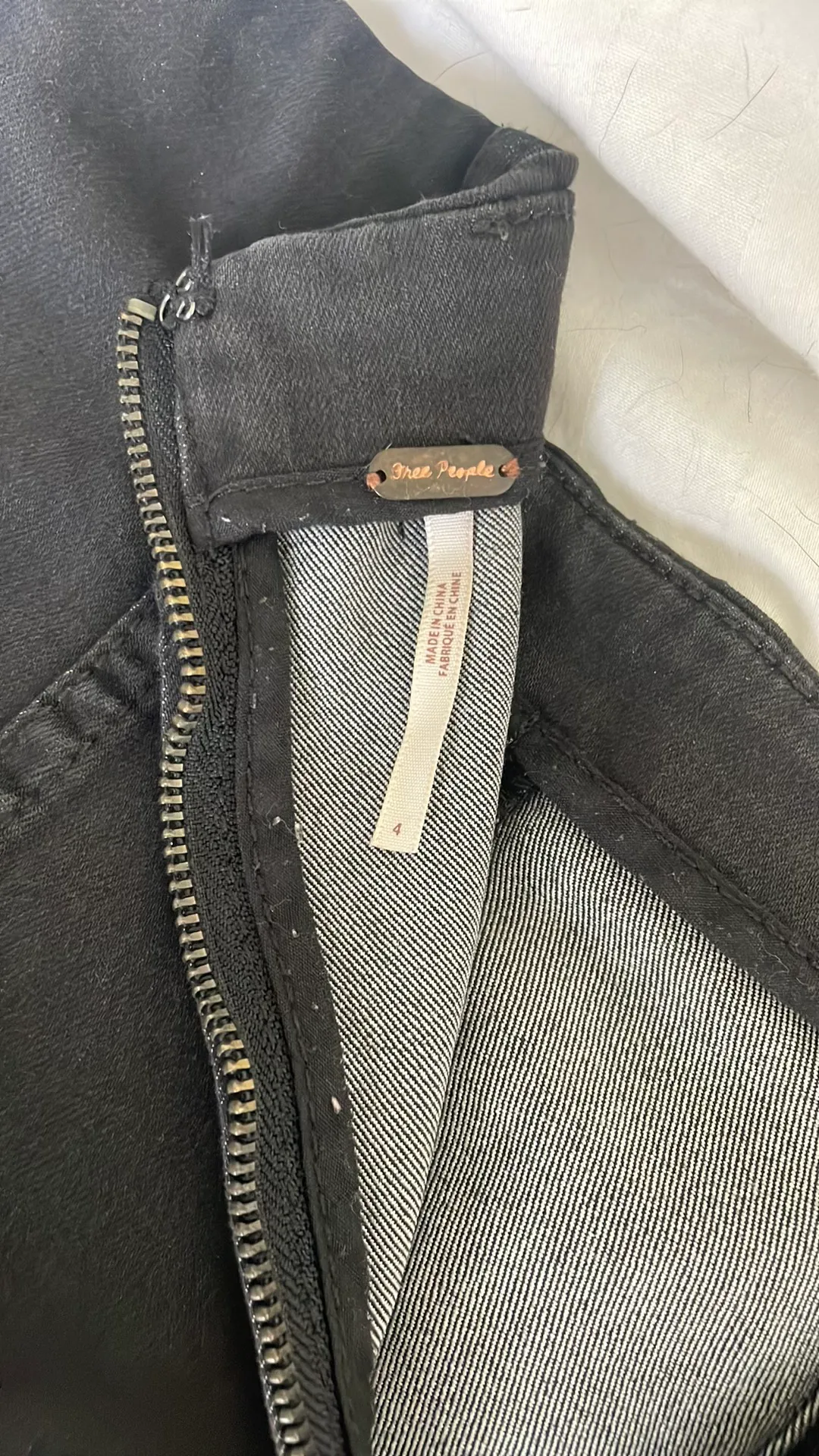 Black Denim Bodycon Skirt - Image 3