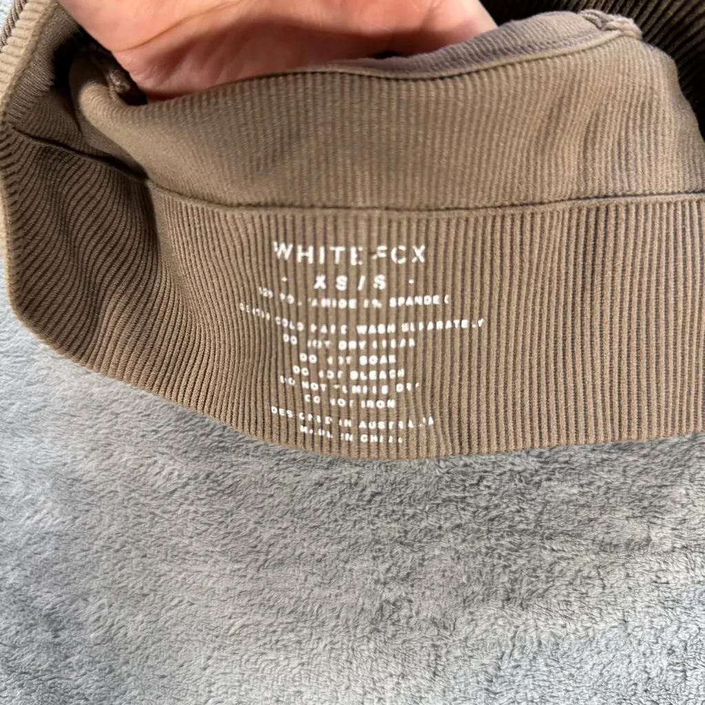 White Fox Ribbed Seamless Cropped Tank Top Bralette Scoop Neck Brown - Image 3