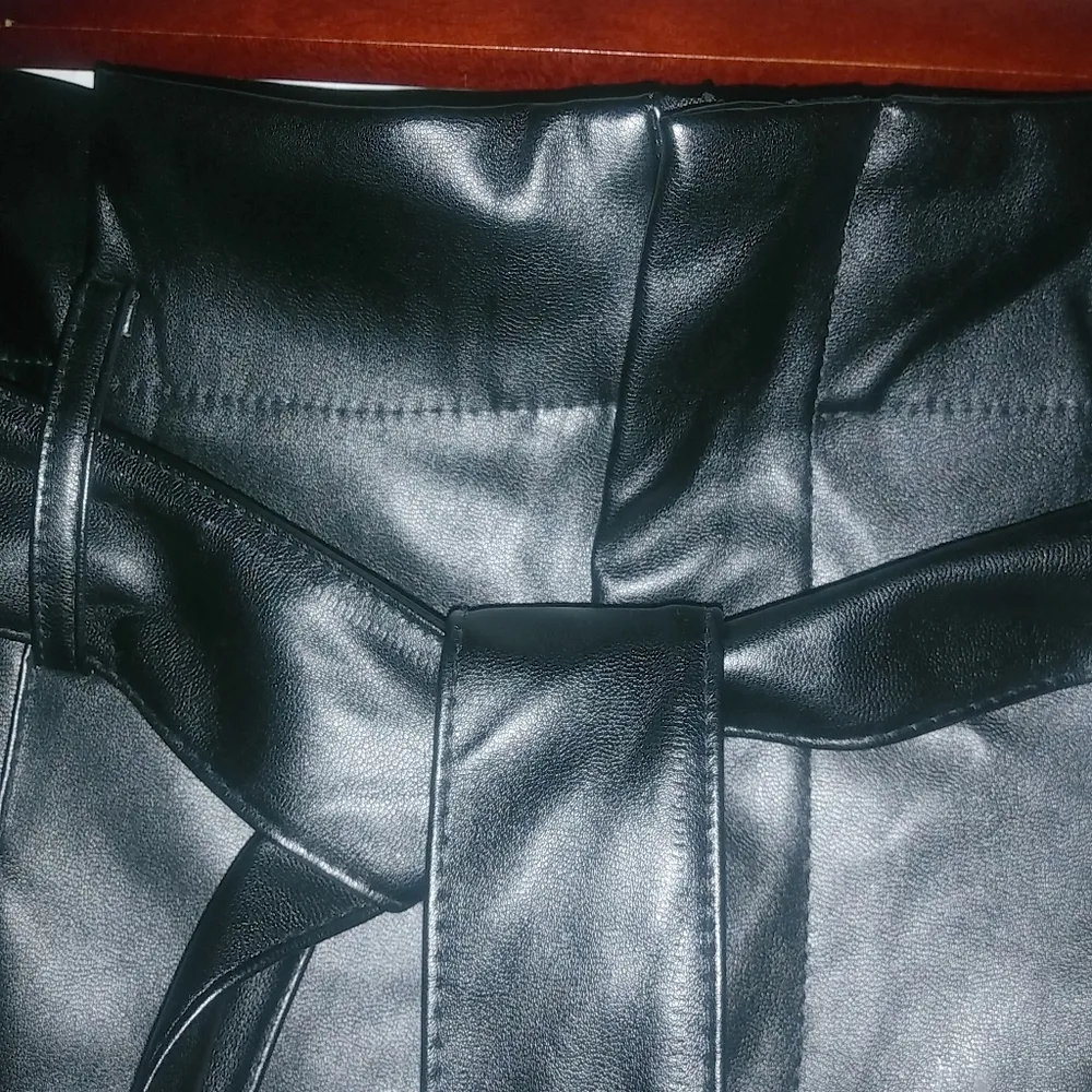 Beautiful L 31 Pleather Black Faux Leather Paper Bag Style Shorts - Image 5
