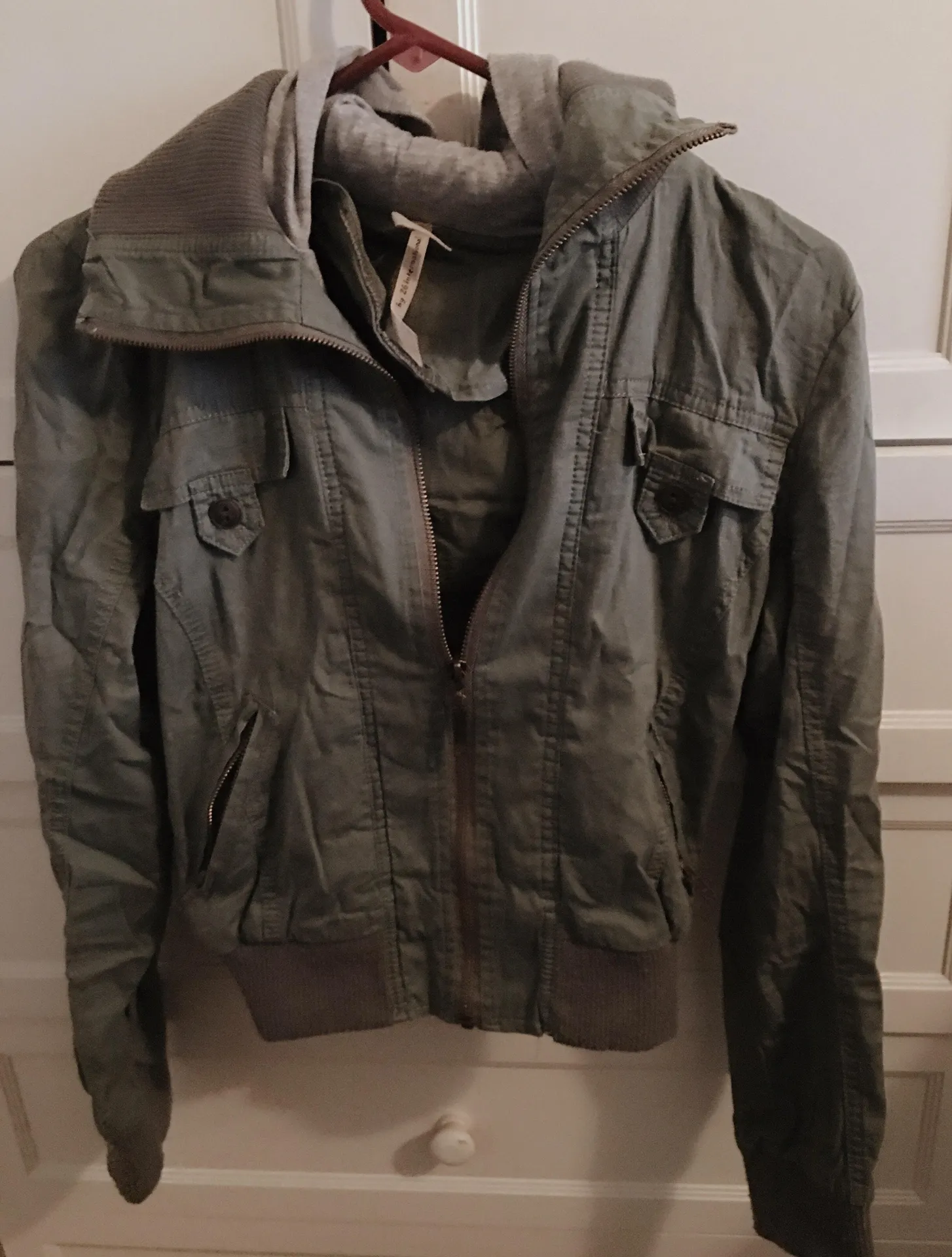 Cropped Army Green Jacket - Image 3