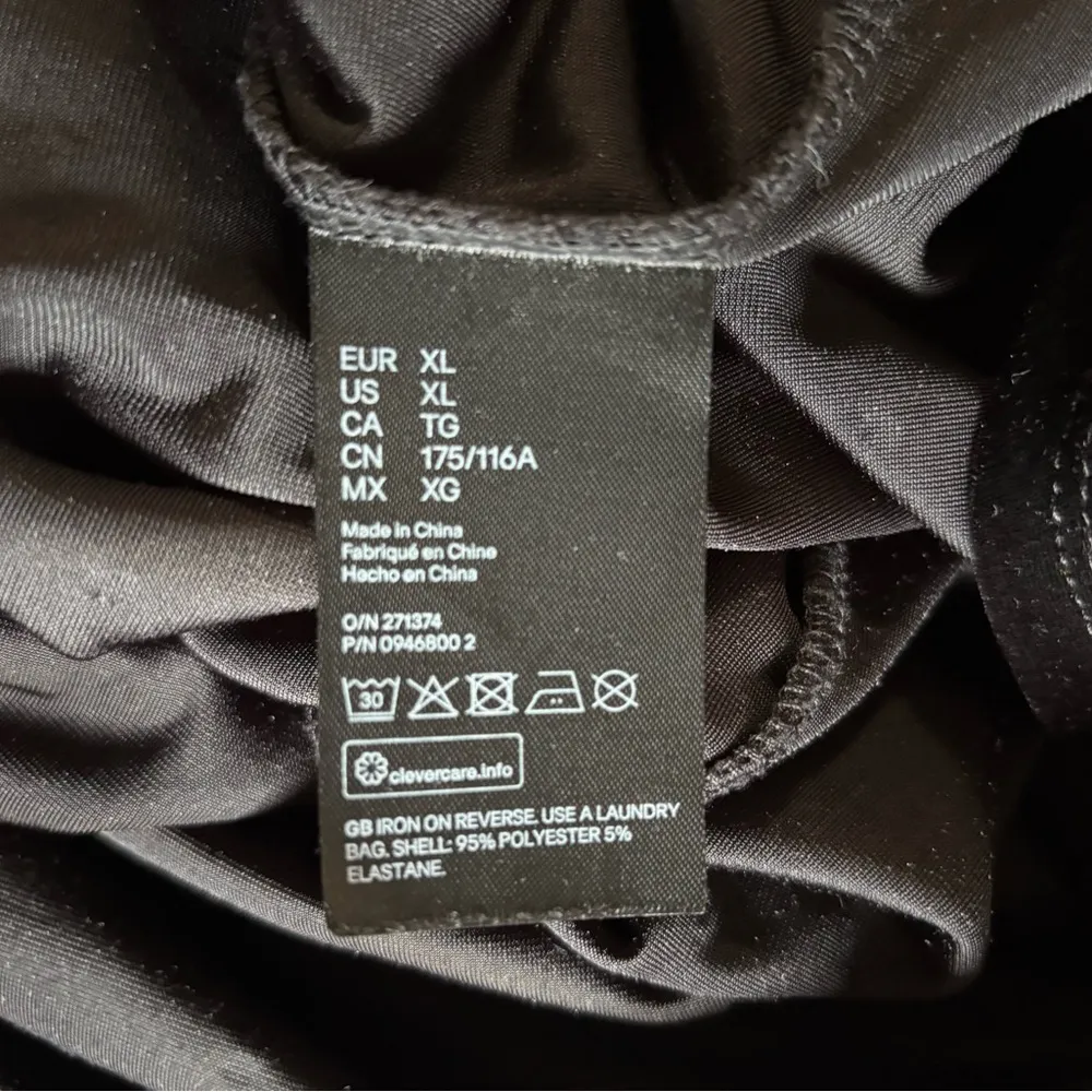 H&M Black Velvet Dress with silver Studs bling stretchy Women’s XL - Image 3