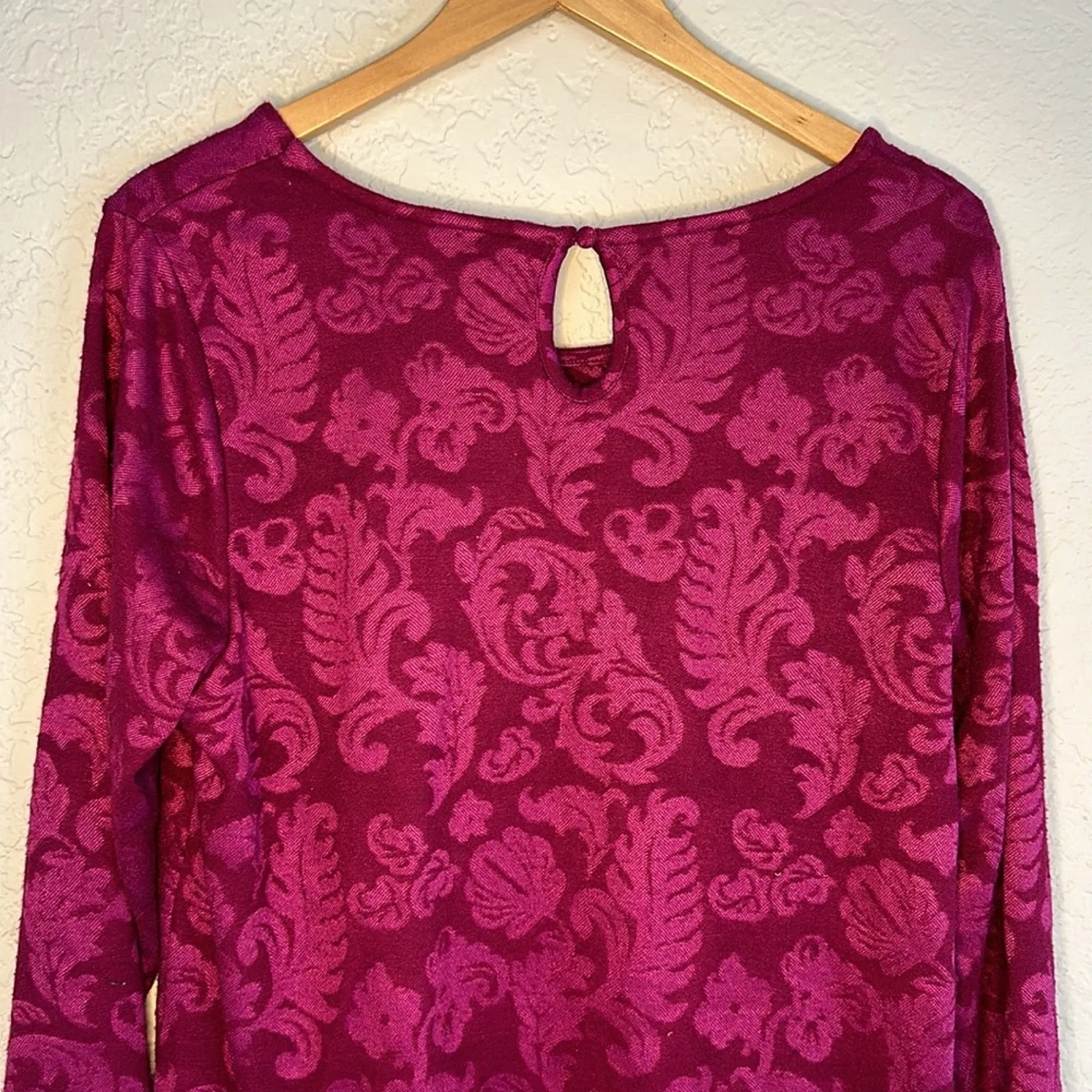 Soft Surroundings Fuchsia Jacquard Long Sleeve Top Fall Cozy Berry Pink Large - Image 5